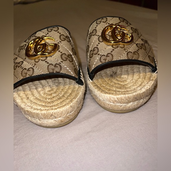 Gucci GG MATELASSÉ CANVAS ESPADRILLE SANDAL - Picture 3 of 8